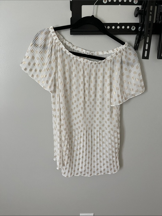 Michael Kors Tops - Michael Kors Size Medium White Off-Shoulder Pleated Top with Gold Dot Print